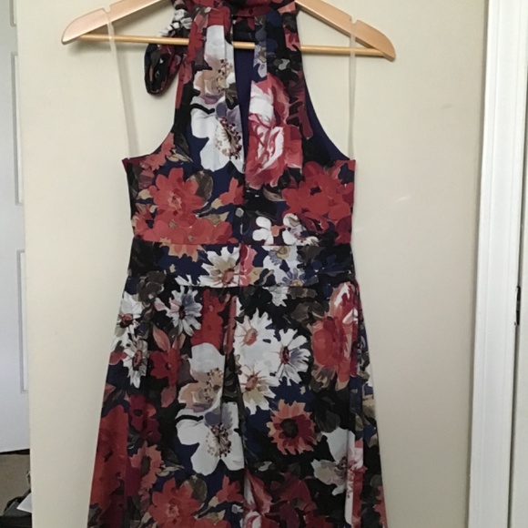 Modcloth Small Navy and Red Floral Halter Tie-Neck Dress NWOT - Picture 8 of 15